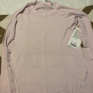 Lululemon swiftly tech